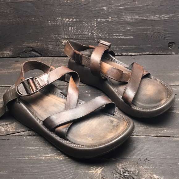 chaco leather sandals mens